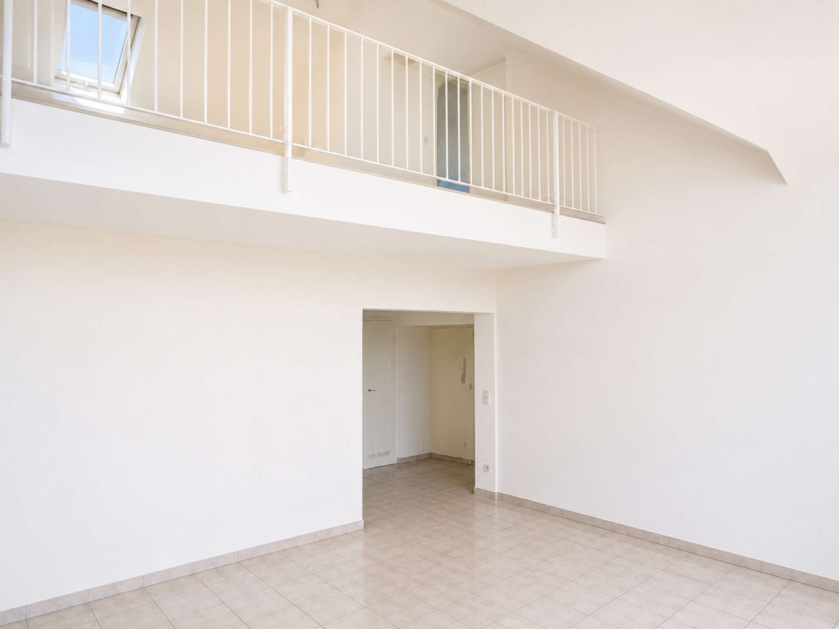 Wohnzimmer mit Galerie